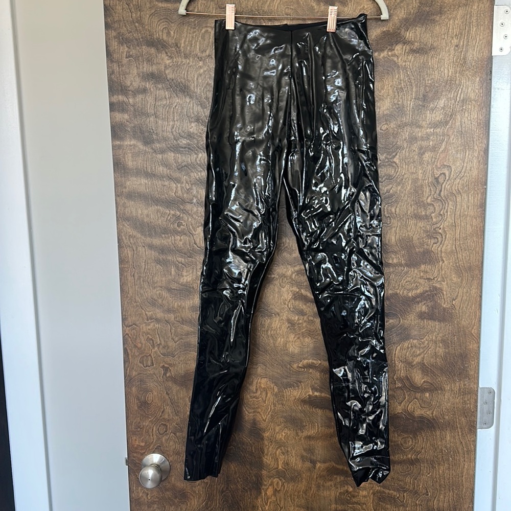 Commando Faux Patent Leather Legging